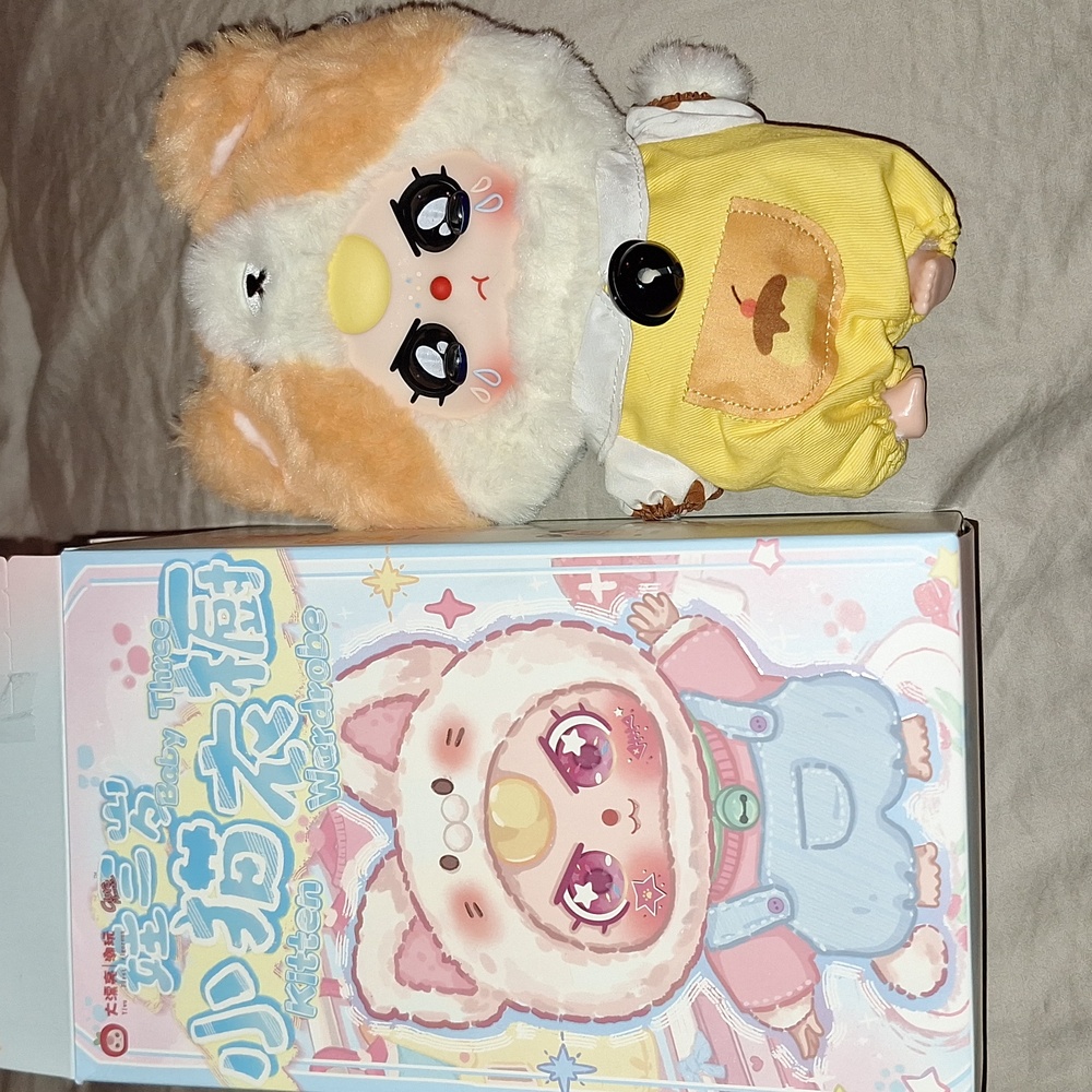 Baby Three Kitten Wardrobe Plush Pendant-Confirmed White/Orange Cat